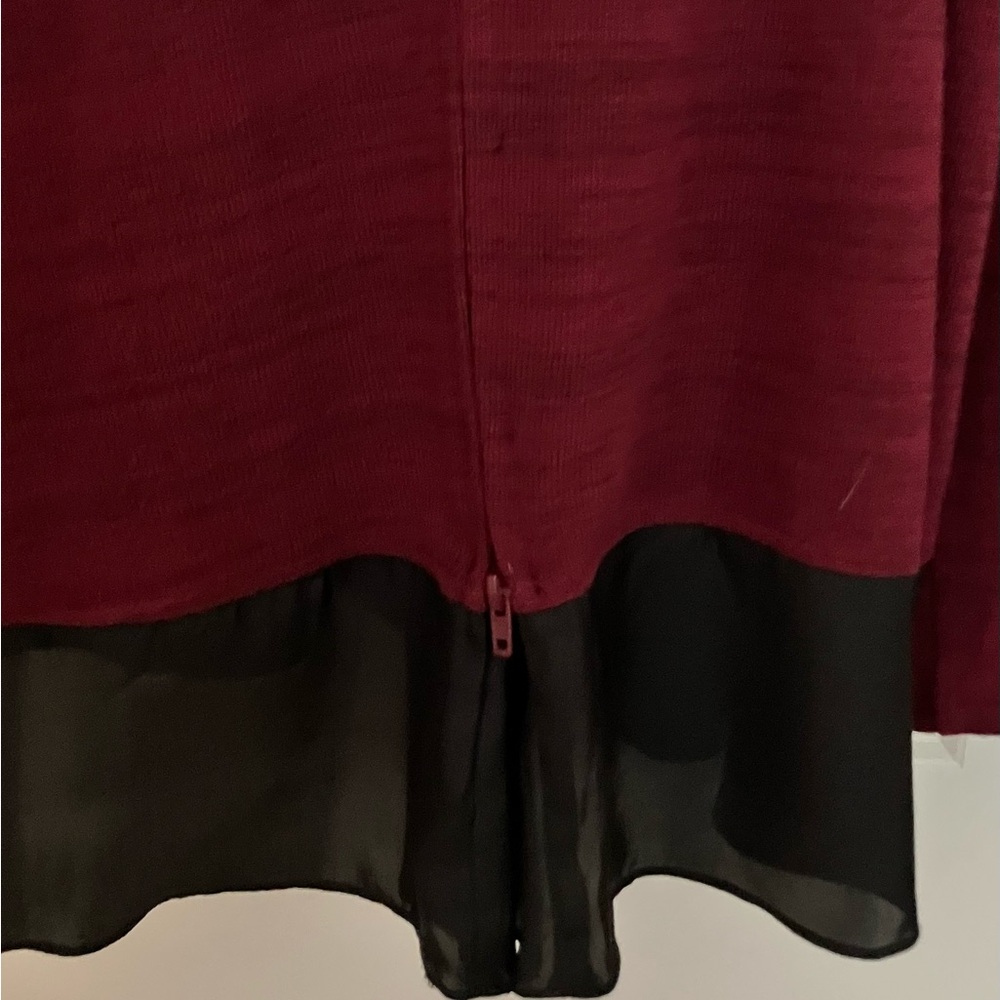 Lili’s Closet Tunic With Chiffon Hem Wine Heather Size L - Picture 6 of 10